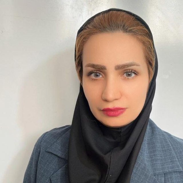 نسرین حسن زاده